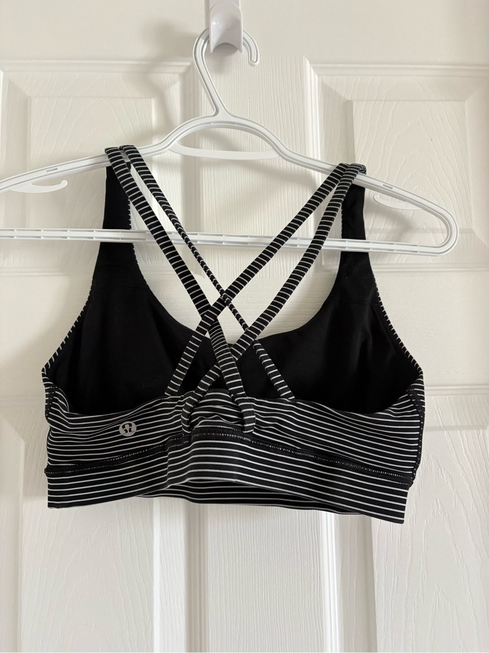 Lululemon Energy Bra Long Line – Black/White Stripe - Picture 3 of 3